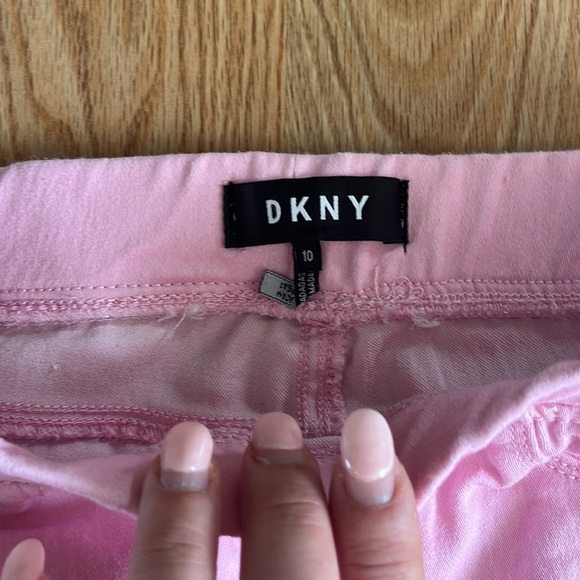 Pink stretch denim short - Picture 4 of 4